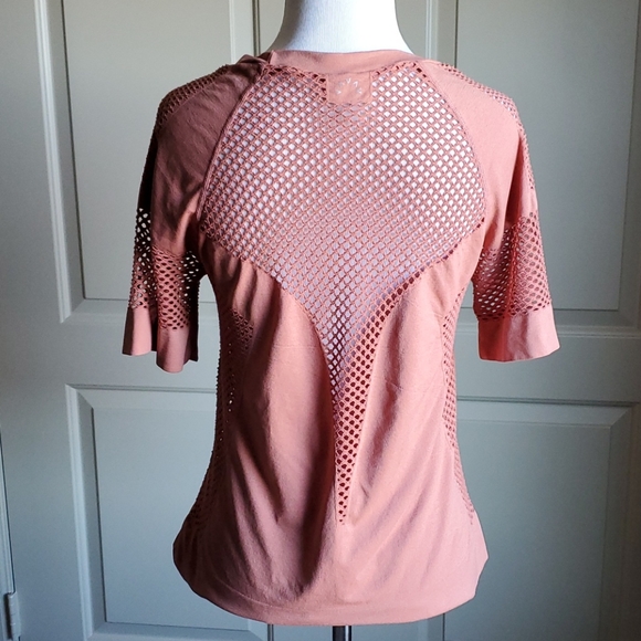 LAST CALL! Varley Workout Top - Picture 3 of 5
